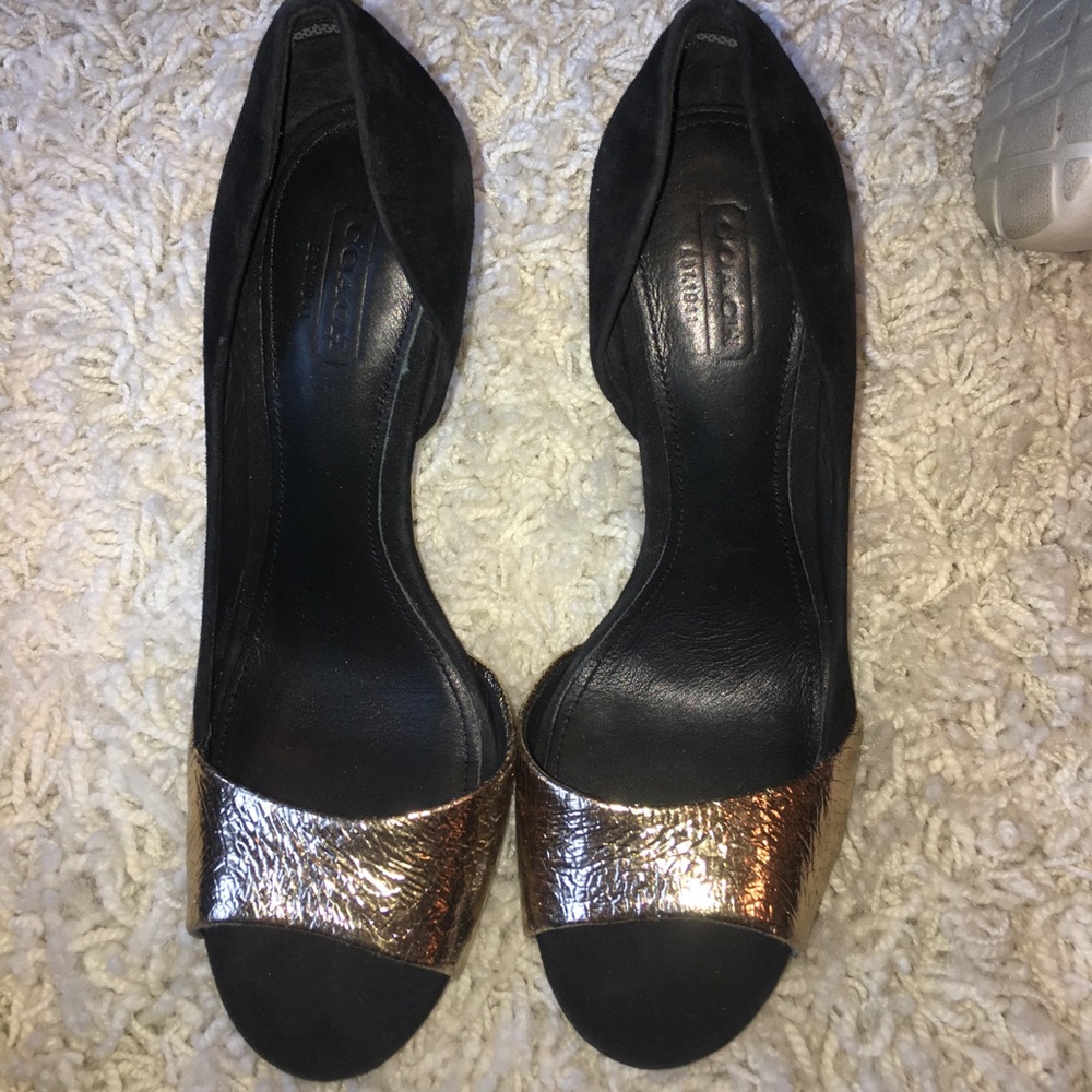 Coach suede heels with gold
