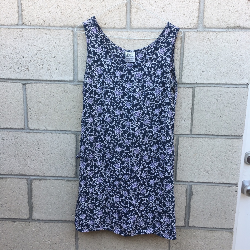 Cute options mini floral shift dress