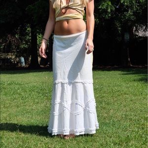 Trendy white boho skirt