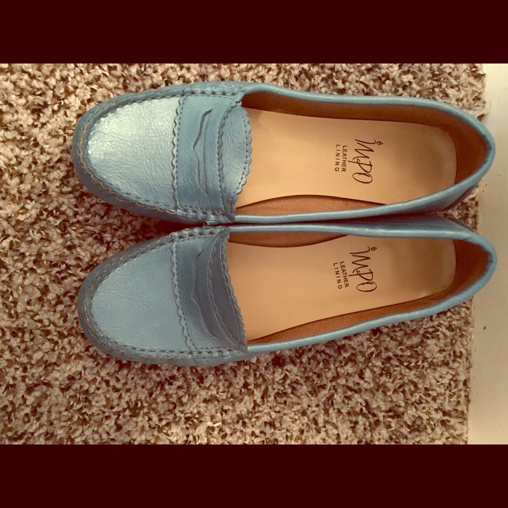 Baby blue leather shoes