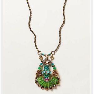 Pam Hiran verte strata statement necklace.