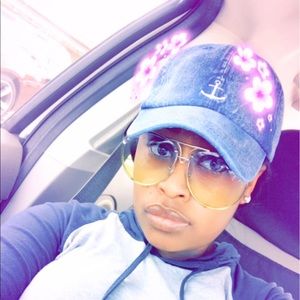 Meet your Posher, Ciara