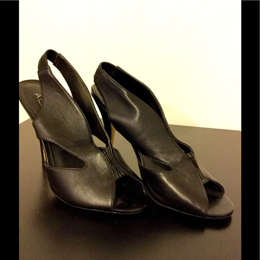 Aldo black pumps