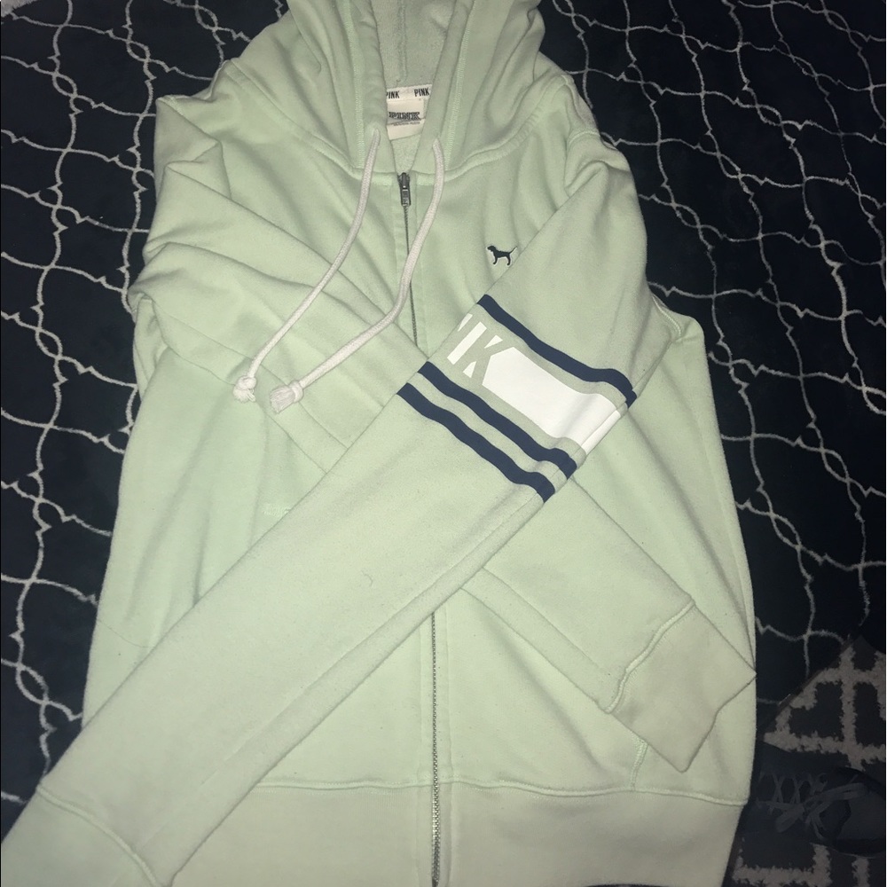 ❤️ SOLD LOCALLY ❤️