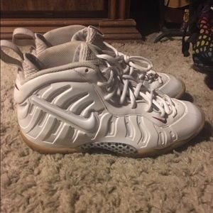 White Gucci Foams size 6.5