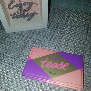 Tarte Tartelette Tease eyeshadow palette
