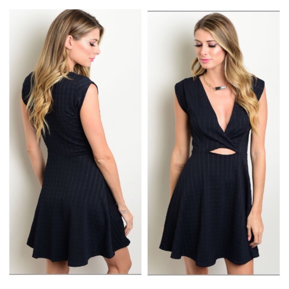 ❤️Edgy Navy Dress 💜 PRICE FIRM - Picture 2 of 5
