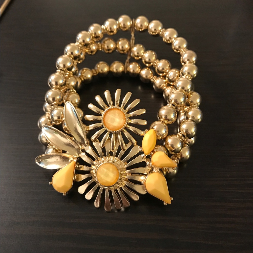 🌼BN NY&Co Yellow stretch bracelet🌼