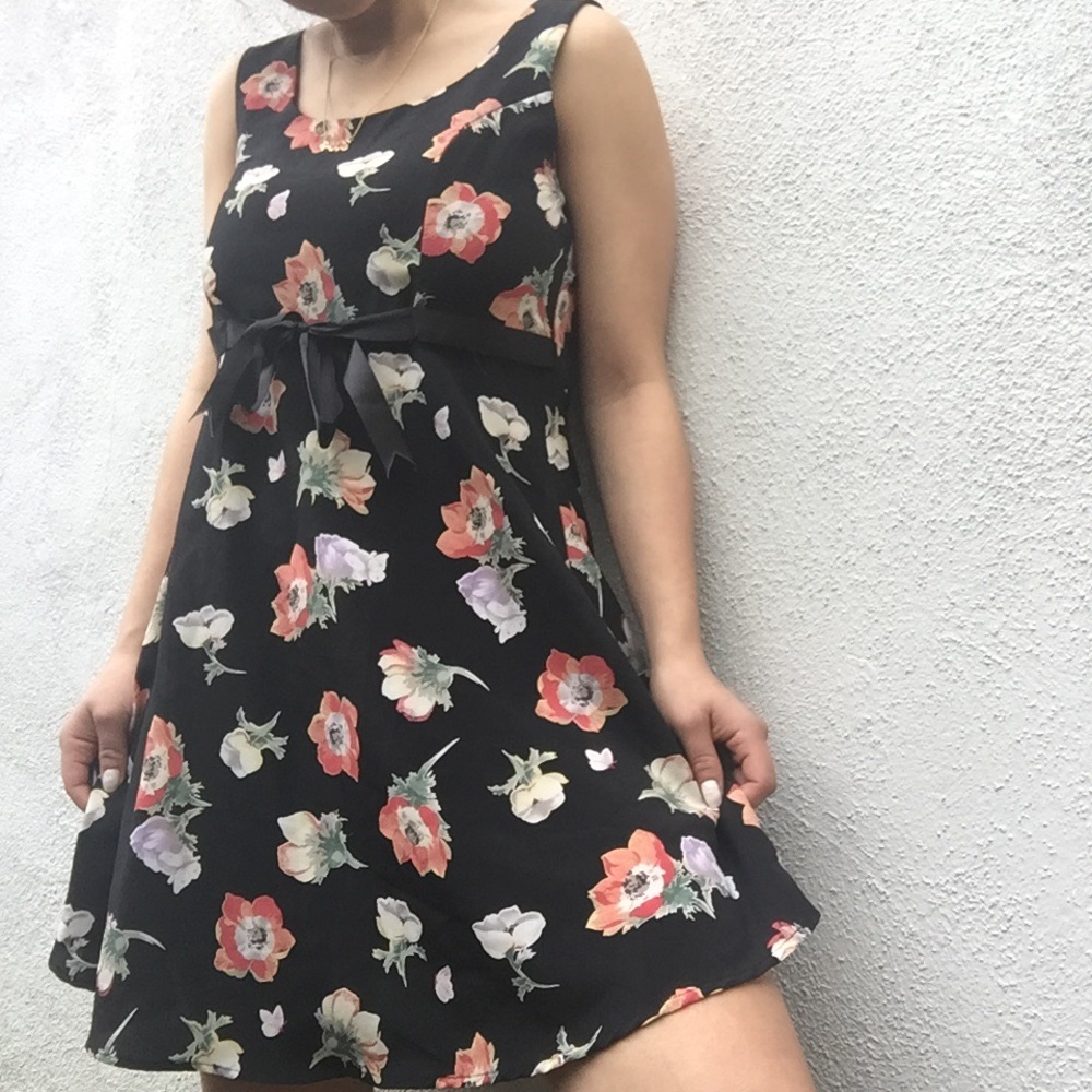 90's Grunge Or Sweet Floral dress
