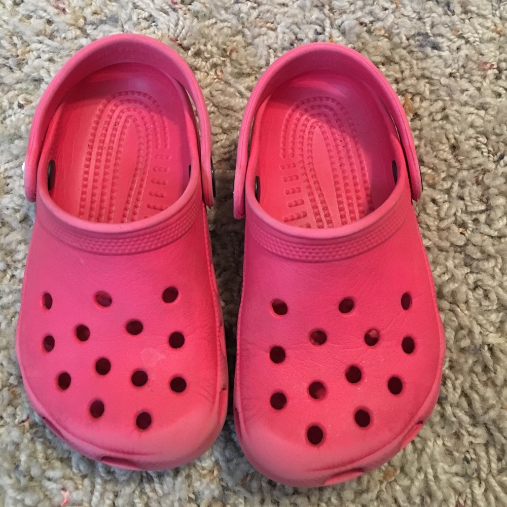 Girls crocs sz 6/7