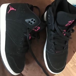 Girls size 7 Jordans