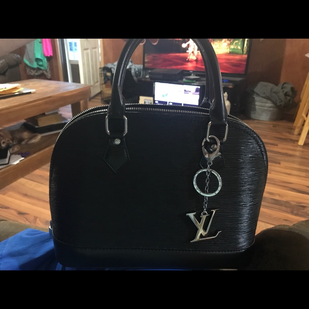 Beautiful lv bag !!!! Trade