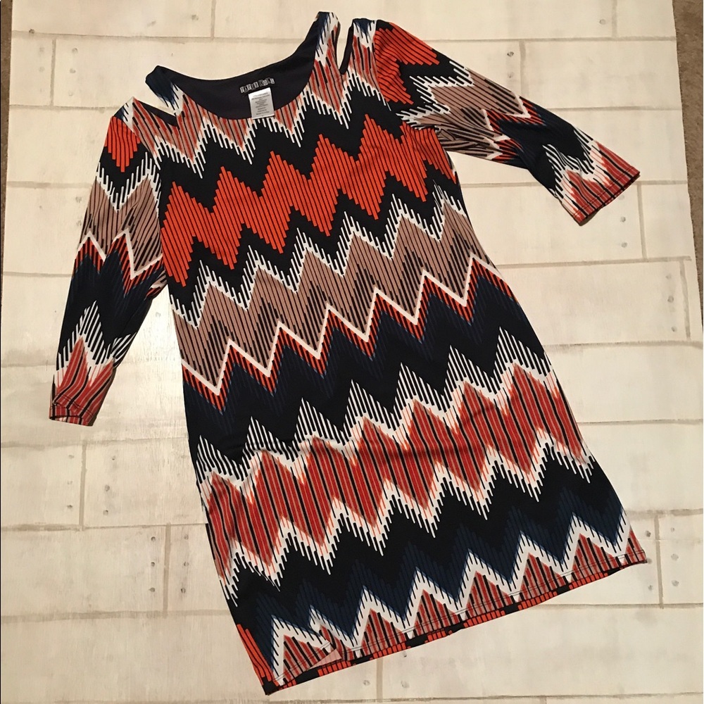 Love this dress!  Sz L.