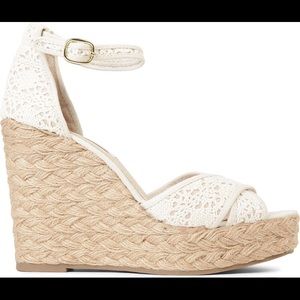 Steve Madden Crotchet Wedges
