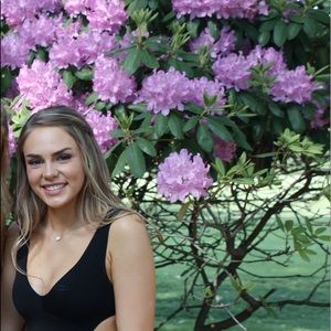 Meet your Posher, Taylor