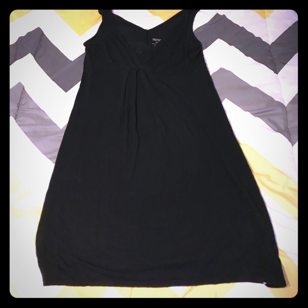 Gilligan and Omalley night gown size M
