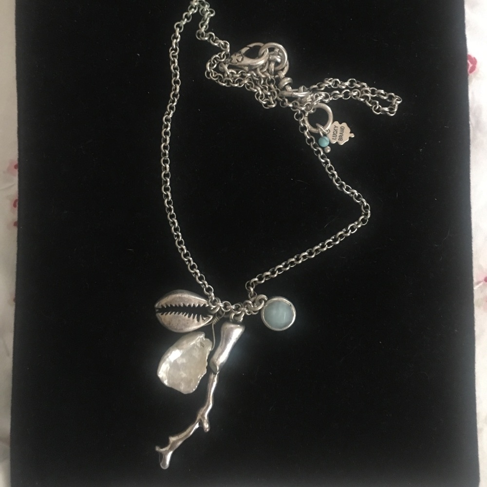Lucky brand shell necklace