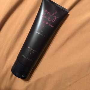 Monat Only For You Blow Out Cream