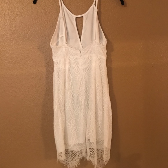 LF White Lace Dress - Picture 5 of 5
