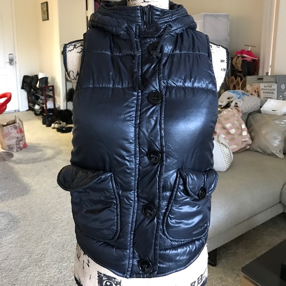 H&M vest