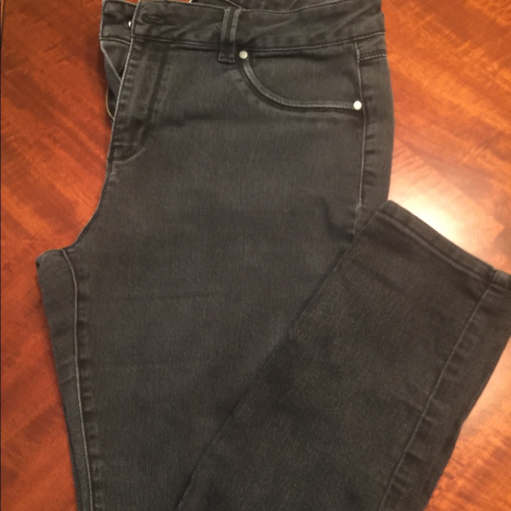 Skinny jeans