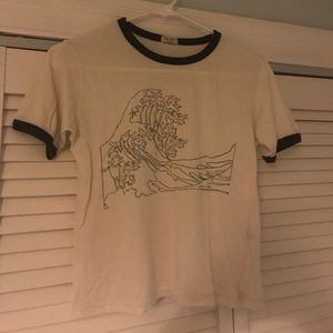 BRANDY MELVILLE GRAPHIC TEE