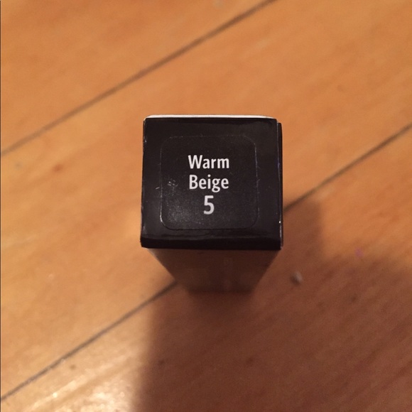 BB Creamy Matte Lip Color - Picture 4 of 4