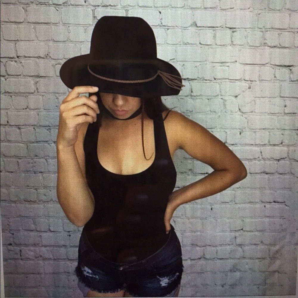 Black Felt Wide Brim Hat