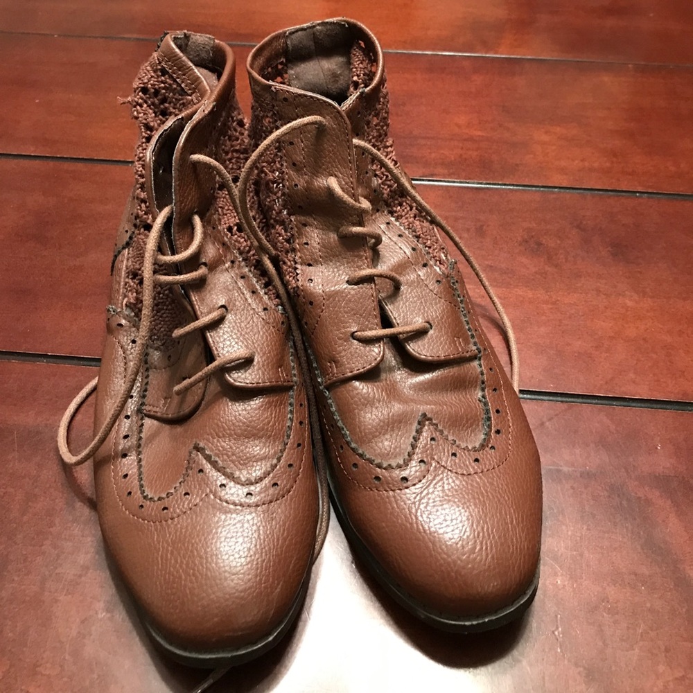 Country chic fall brown booties