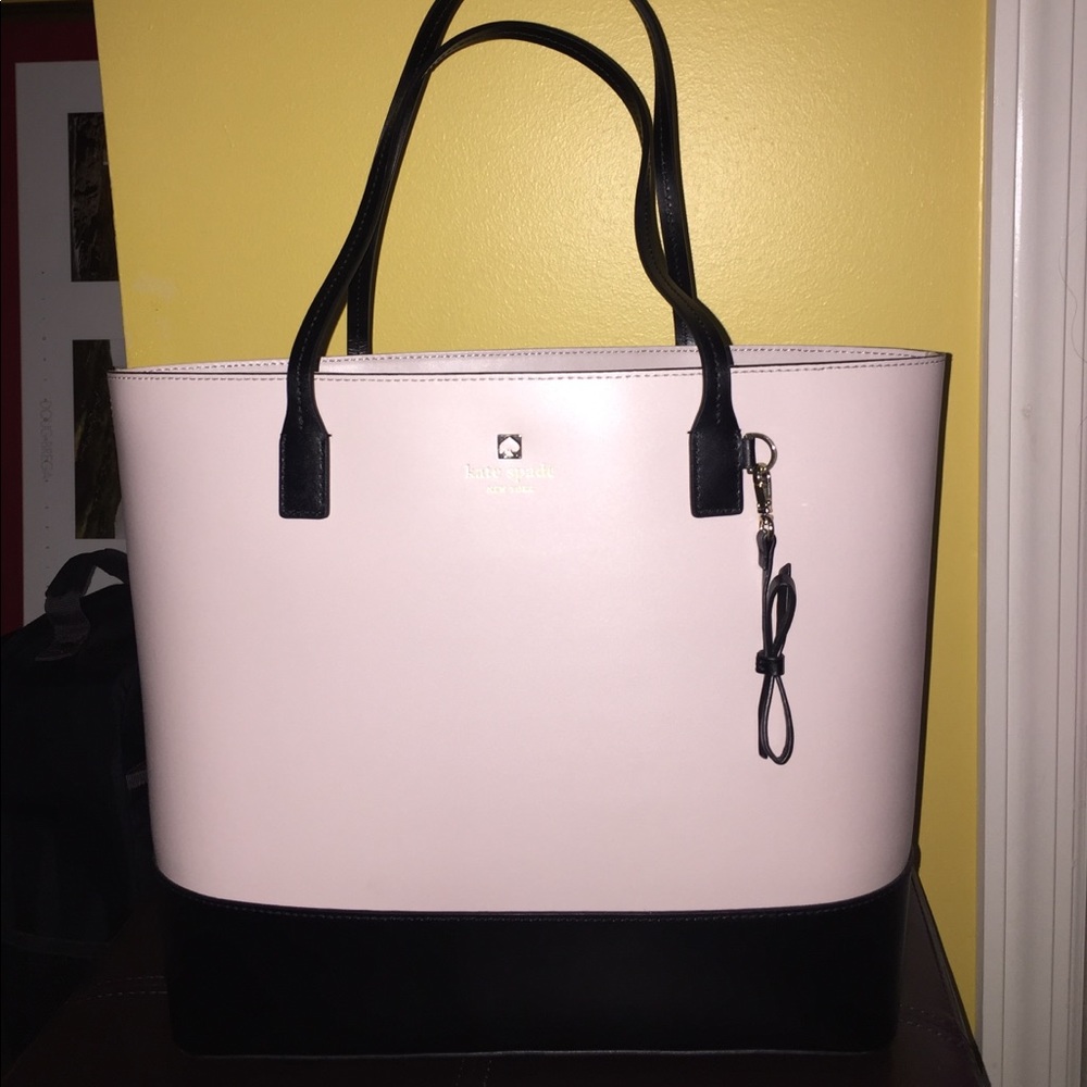 Kate Spade Tote  ♠️