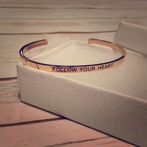 Follow your heart Affirmation Band Rose Gold