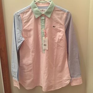 Vineyard Vines party popover NWT!