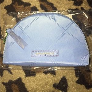 NWT COSMETIC POUCH
