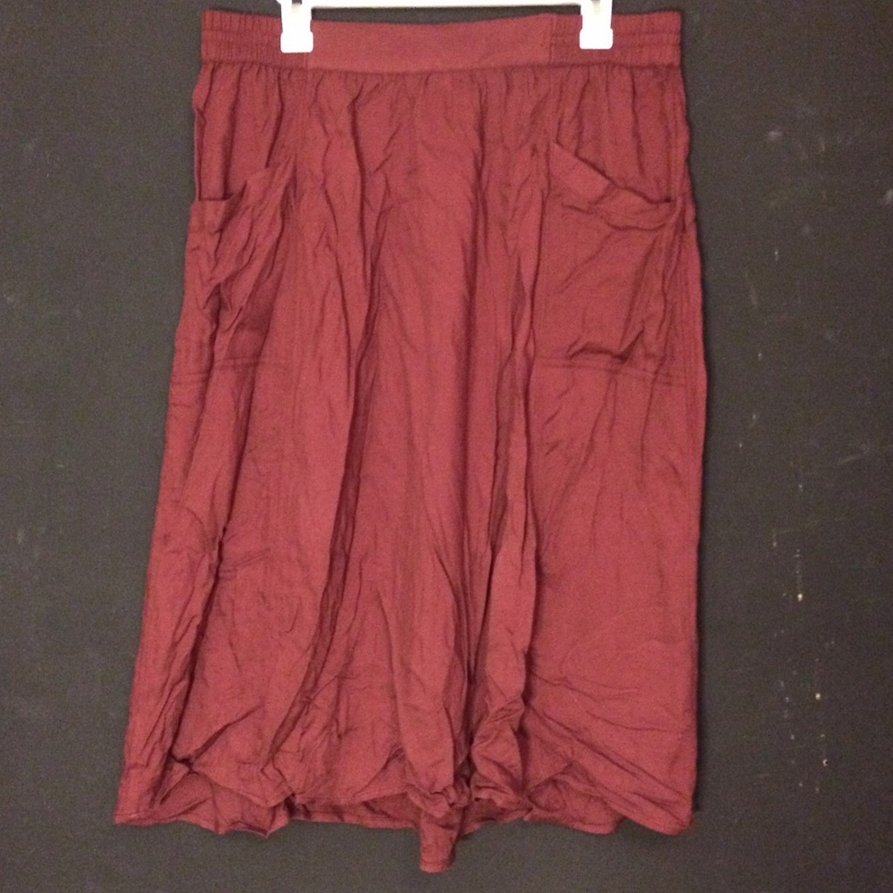 Old Navy Skirt w/ Pockets