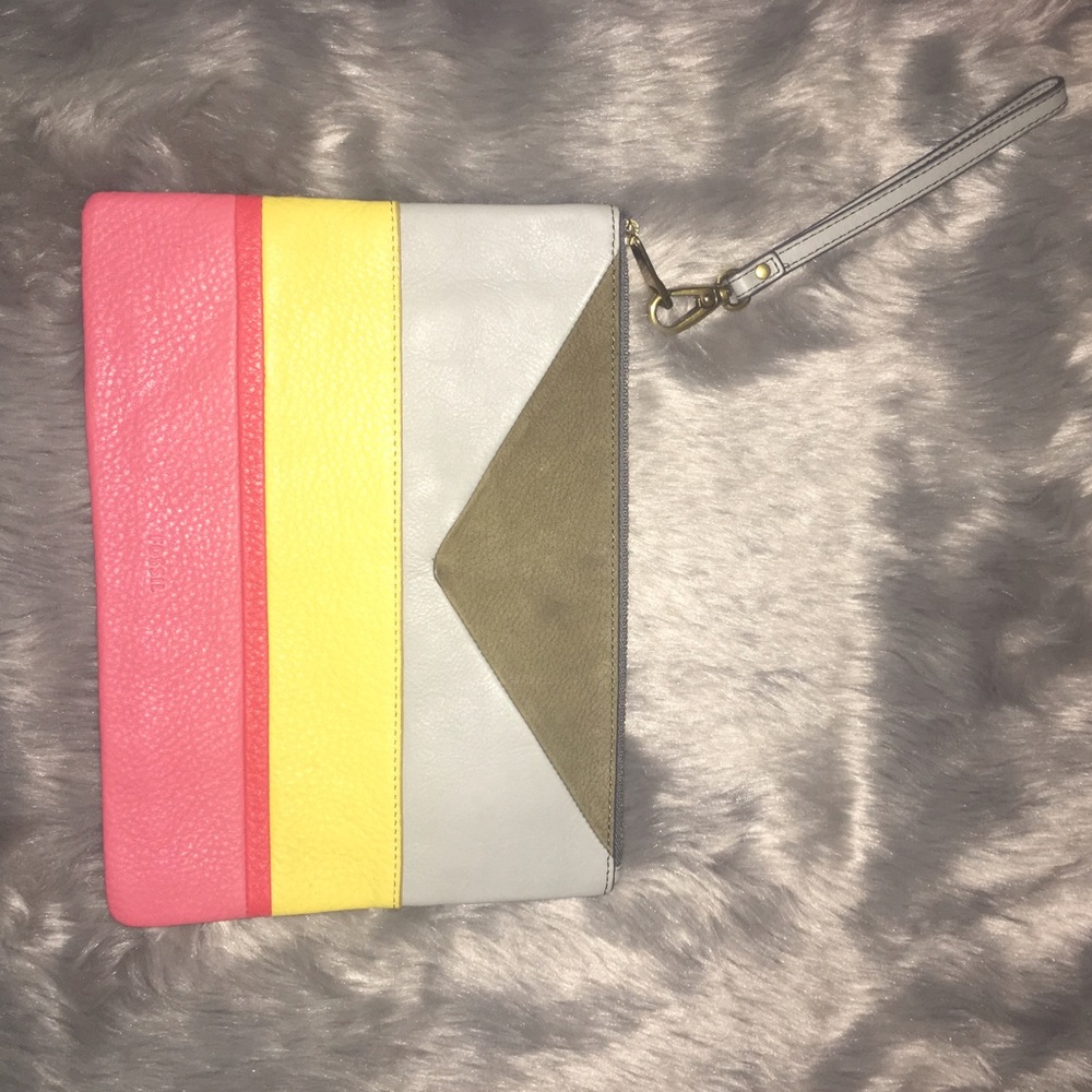 Baby blue fossil leather wrislet 😍