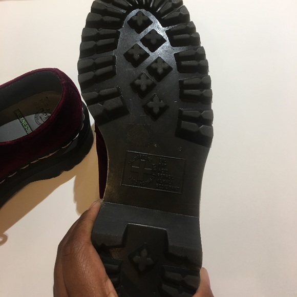 SOLD OUT - Picture 5 of 8