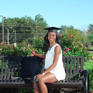 Meet your Posher, Jasmine