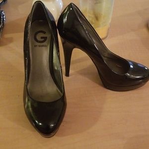Size 8 black heels
