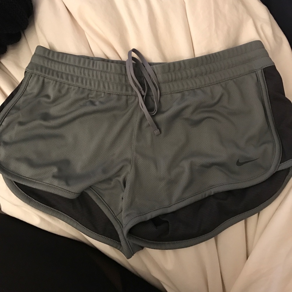 BRAND NEW Nike Grey Shorts