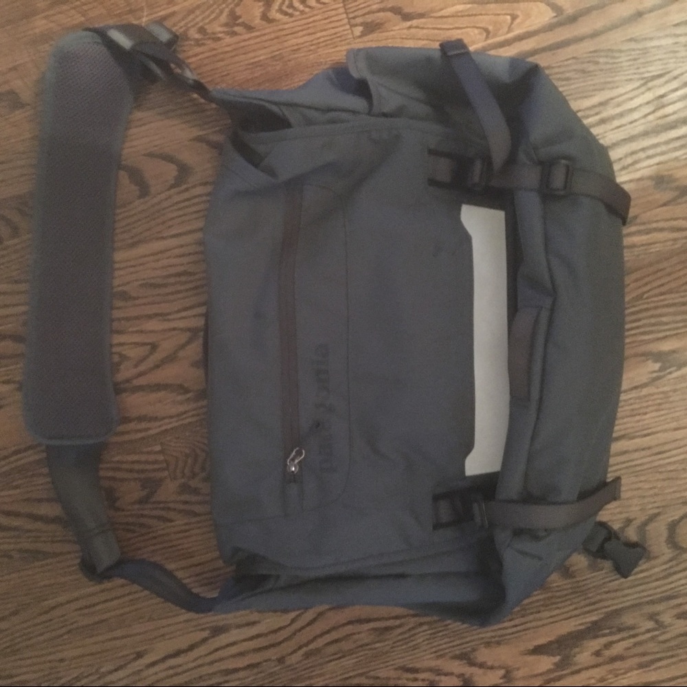 Patagonia messenger bag