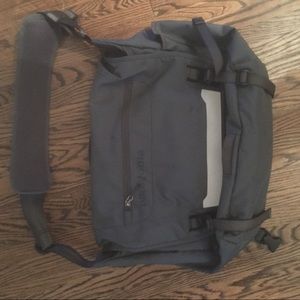 Patagonia messenger bag