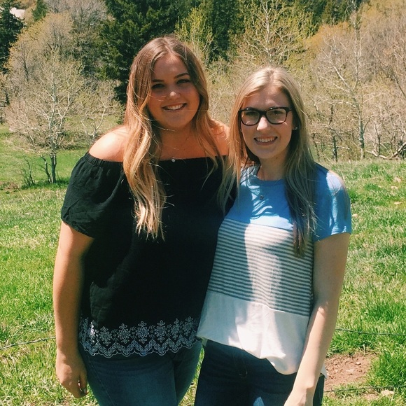 Meet your Posher, Paige - Picture 1 of 1