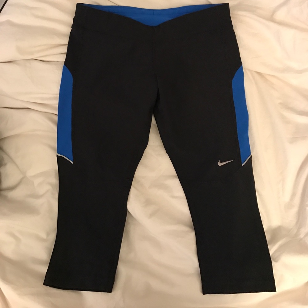 BRAND NEW Nike Dri-Fit Capri with tag