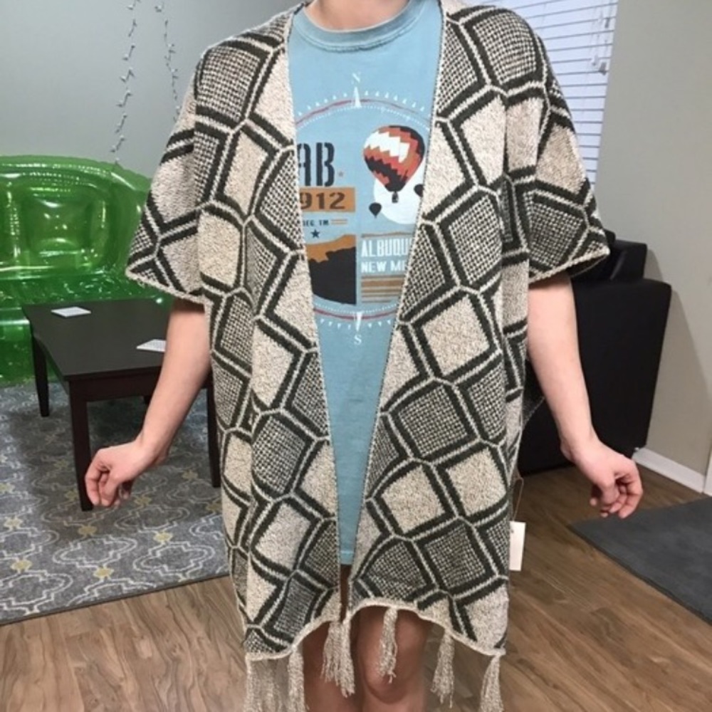 NWT Boutique Sweater Never Worn