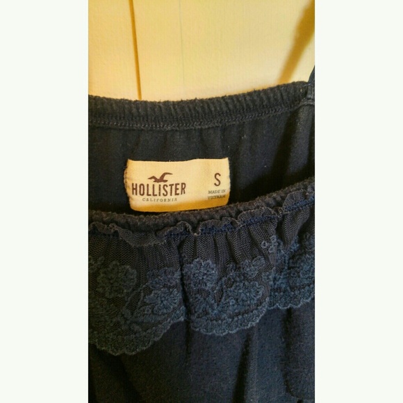 Hollister Ruffle Tank Top - Picture 2 of 2