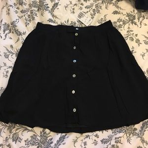 Black button up mid-waisted skirt