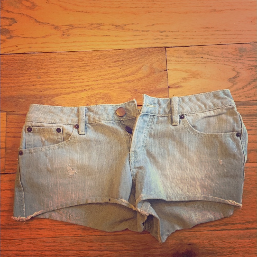Light wash jean shorts