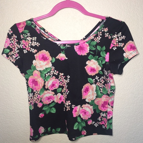 Cute Summer Crop Tops! Forever 21, etc. - Picture 3 of 6