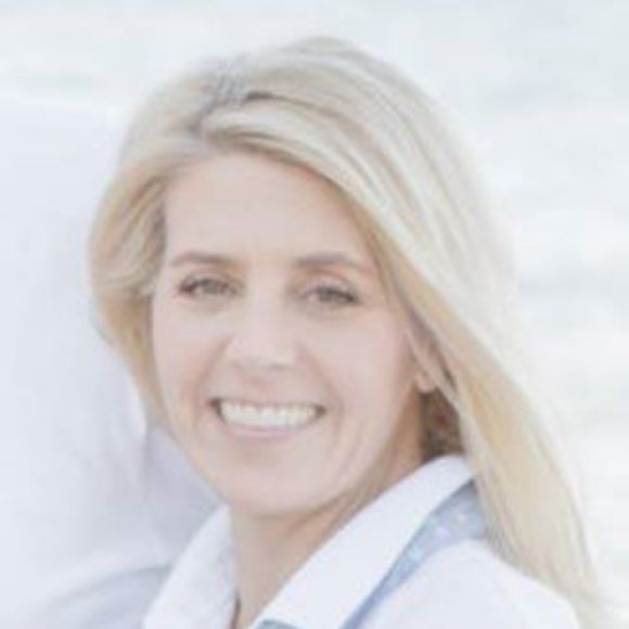 Meet your Posher, Traci - Picture 1 of 1
