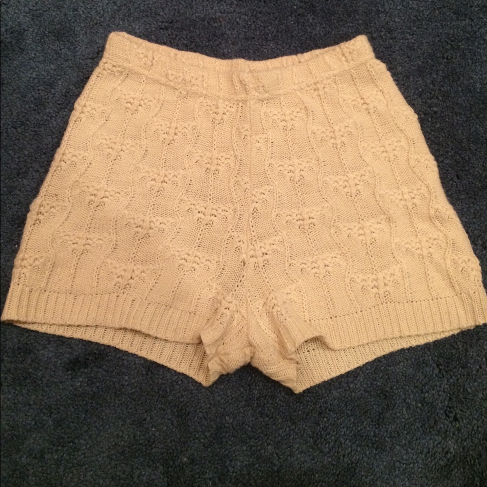 High Waisted Woven Shorts